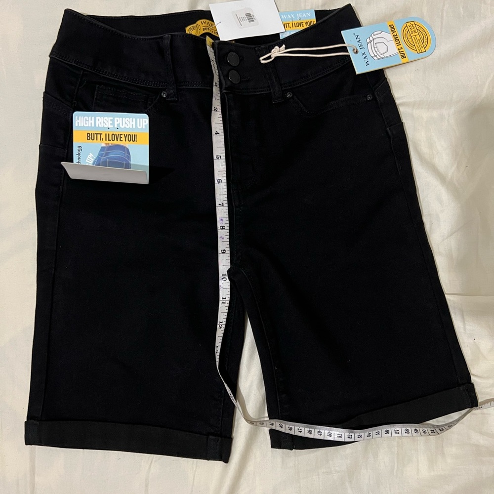 Wax jeans Bermuda shorts